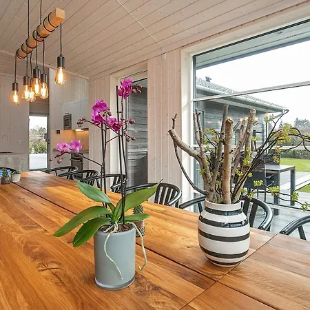 Vakantiehuis 14 Person In Vaeggerlose Bøtø By